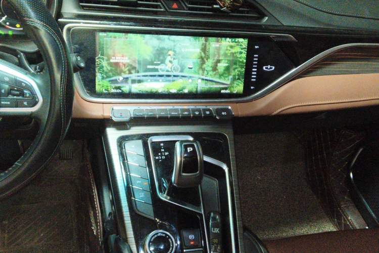 Used Geely Auto Emgrand X7 Sport 2020 1.8TD DCT Zhi Ling PRO Audio And AC Panel