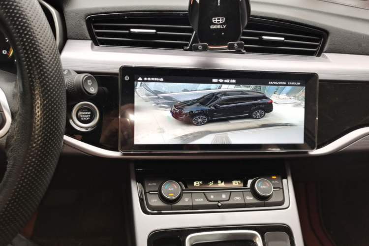 Used Geely Auto Emgrand X7 Sport 2020 1.8TD DCT Two-Wheel Drive Zhiya Model Audio And AC Panel
