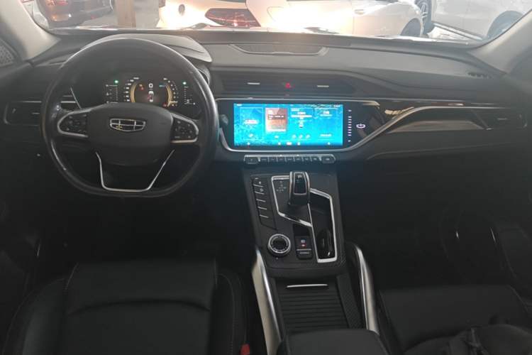 Used Geely Auto Emgrand X7 Sport 2020 1.8TD DCT Smart Connect PRO Center Console
