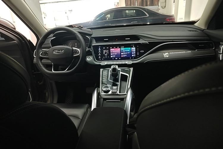 Used Geely Auto Emgrand X7 Sport 2020 1.8TD DCT Smart PRO Center Console
