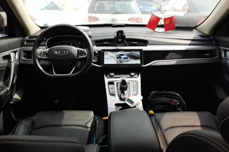 Used Geely Auto Emgrand X7 Sport 2020 1.8TD DCT Two-Wheel Drive Zhiya Model Center Console