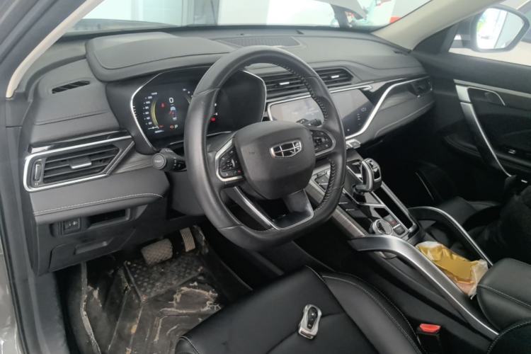 Used Geely Auto Emgrand X7 Sport 2020 1.8TD DCT Smart Connect PRO Center Console