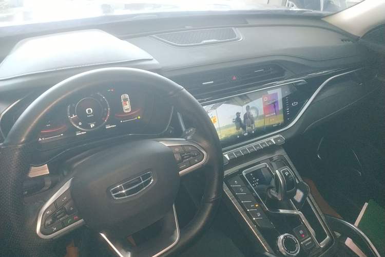 Used Geely Auto Emgrand X7 Sport 2020 1.8TD DCT ZhiZun PRO Center Console