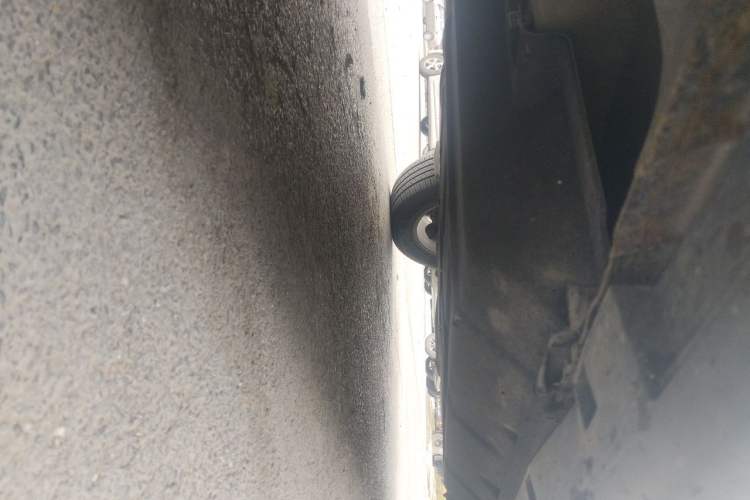 Used Geely Auto Emgrand X7 Sport 2020 1.8TD DCT Two-Wheel Drive Smart Connect 4G-Enabled Version Chassis Front Left