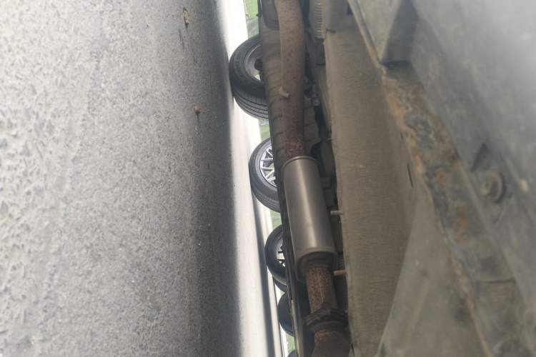 Used Geely Auto Emgrand X7 Sport 2020 1.8TD DCT Two-Wheel Drive Smart Connect 4G-Enabled Version Chassis Front Right