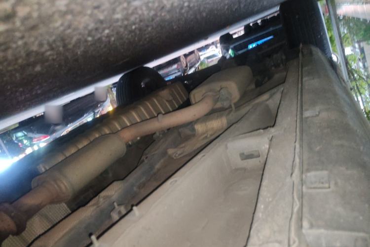 Used Geely Auto Emgrand X7 Sport 2020 1.8TD DCT Two-Wheel Drive Smart Connect 4G-Enabled Version Chassis Front Right