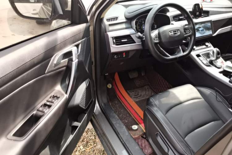 Used Geely Auto Emgrand X7 Sport 2020 1.8TD DCT Two-Wheel Drive Zhiya Model Driver Seat