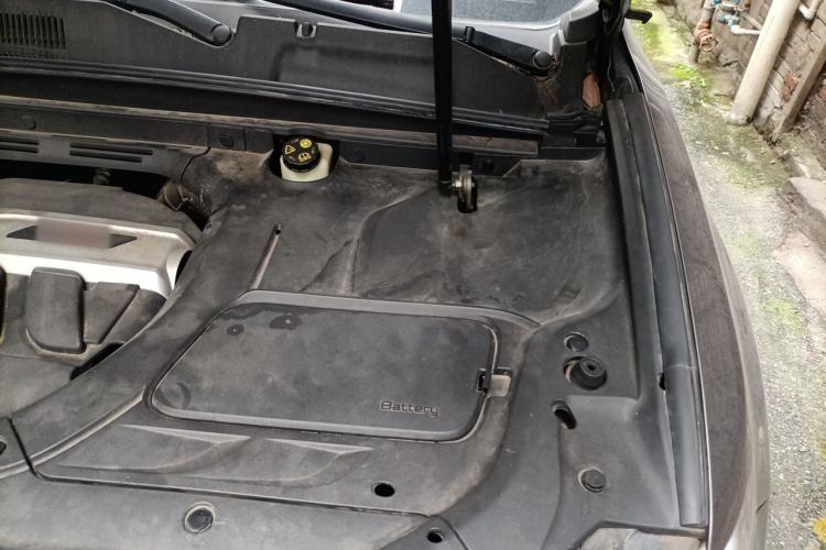 Used Geely Auto Emgrand X7 Sport 2020 1.8TD DCT Two-Wheel Drive Smart Connect 4G-Enabled Version Engine Bay Left