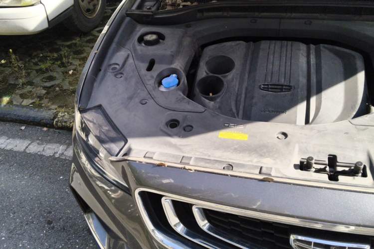 Used Geely Auto Emgrand X7 Sport 2020 1.8TD DCT Smart PRO Engine Bay Right