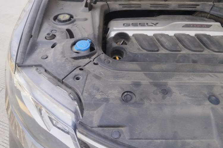 Used Geely Auto Emgrand X7 Sport 2020 1.8TD DCT Two-Wheel Drive Zhiya Model Engine Bay Right