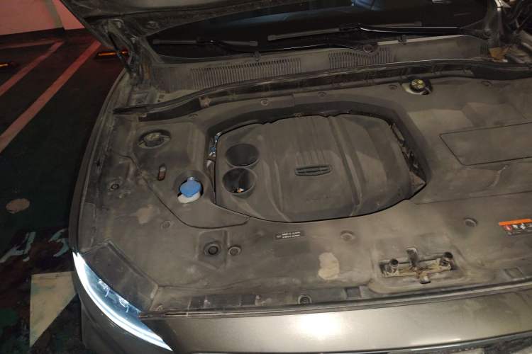 Used Geely Auto Emgrand X7 Sport 2020 1.8TD DCT Smart PRO Engine Bay Right