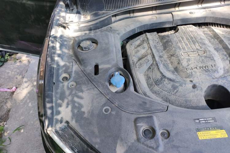 Used Geely Auto Emgrand X7 Sport 2020 1.5TD Automatic Smart Connect PRO Engine Bay Right