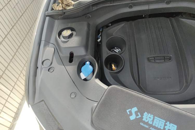 Used Geely Auto Emgrand X7 Sport 2020 1.8TD DCT Zhi Ling PRO Engine Bay Right