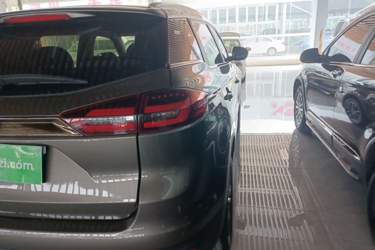 Used Geely Auto Emgrand X7 Sport 2020 1.8TD DCT Two-Wheel Drive Smart Connect 4G-Enabled Version Exterior 3