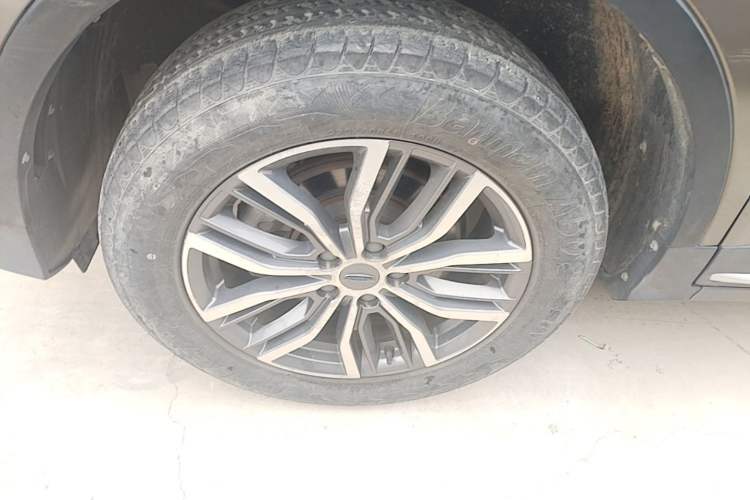 Used Geely Auto Emgrand X7 Sport 2020 1.5TD Automatic Smart Connect PRO Exterior 4