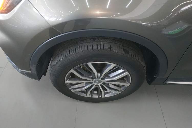 Used Geely Auto Emgrand X7 Sport 2020 1.8TD DCT ZhiZun PRO Exterior 4