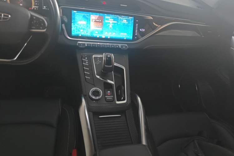 Used Geely Auto Emgrand X7 Sport 2020 1.8TD DCT Smart Connect PRO Gear Lever
