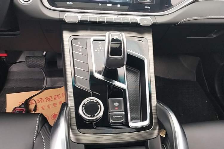 Used Geely Auto Emgrand X7 Sport 2020 1.8TD DCT Smart Connect PRO Gear Lever