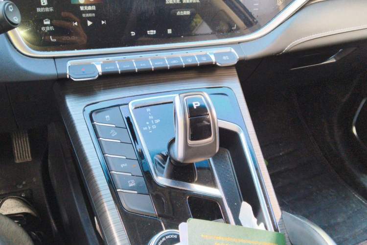 Used Geely Auto Emgrand X7 Sport 2020 1.8TD DCT Smart PRO Gear Lever