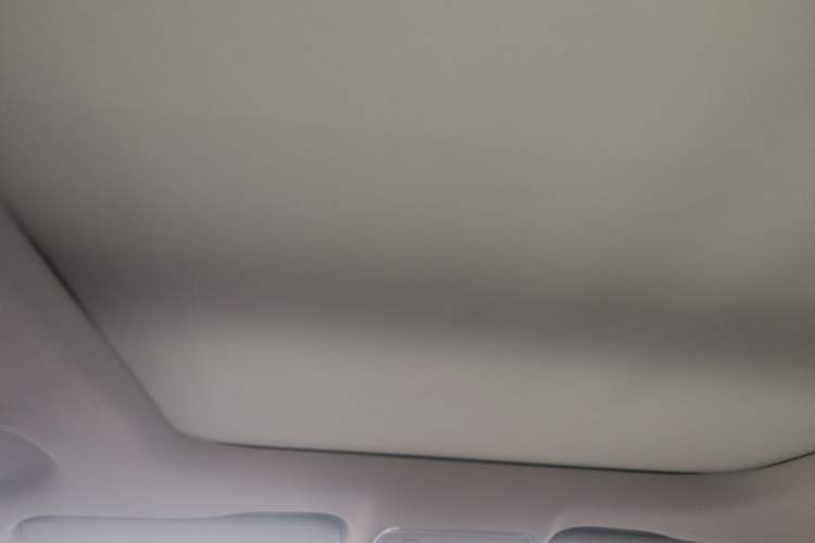 Used Geely Auto Emgrand X7 Sport 2020 1.8TD DCT Two-Wheel Drive Smart Connect 4G-Enabled Version Headliner