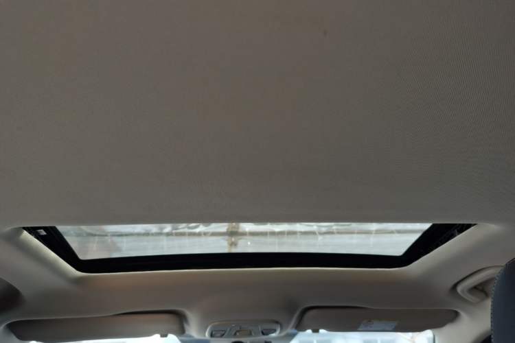 Used Geely Auto Emgrand X7 Sport 2020 1.8TD DCT Two-Wheel Drive Zhiya Model Headliner