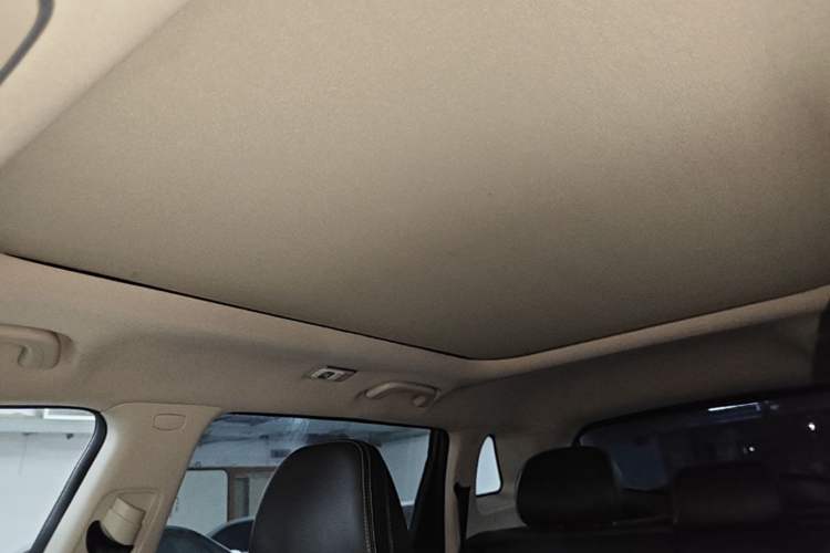 Used Geely Auto Emgrand X7 Sport 2020 1.8TD DCT Two-Wheel Drive Smart Connect 4G-Enabled Version Headliner