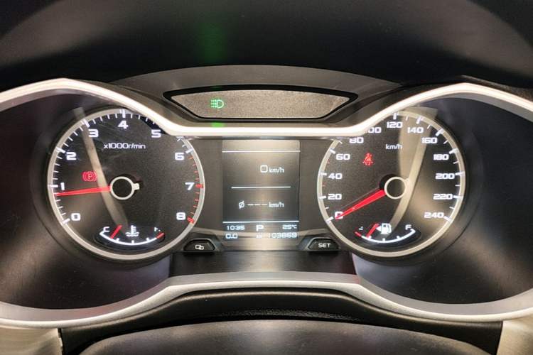 Used Geely Auto Emgrand X7 Sport 2020 1.8TD DCT Two-Wheel Drive Zhiya Model Instrument Cluster