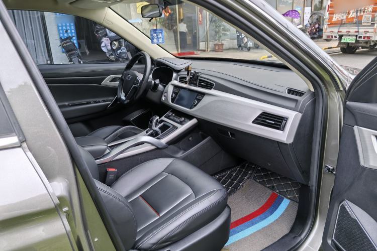 Used Geely Auto Emgrand X7 Sport 2020 1.8TD DCT Two-Wheel Drive Smart Connect 4G-Enabled Version Interior 2