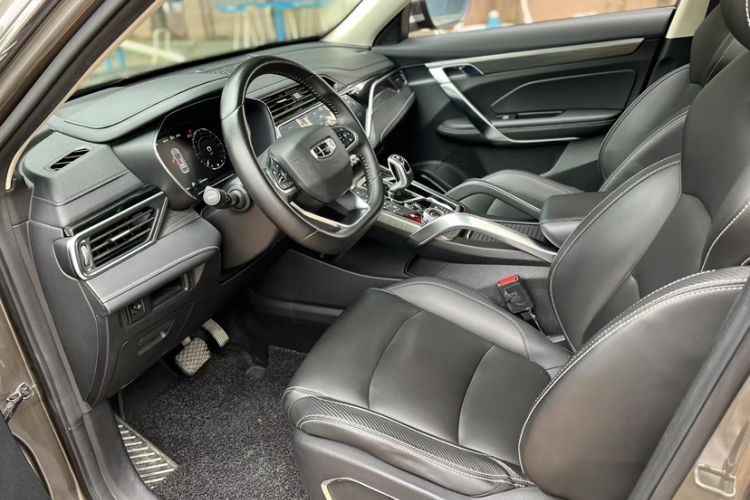Used Geely Auto Emgrand X7 Sport 2020 1.8TD DCT ZhiZun PRO Interior 3