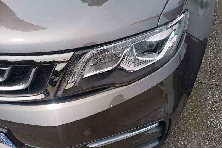 Used Geely Auto Emgrand X7 Sport 2020 1.8TD DCT Two-Wheel Drive Smart Connect 4G-Enabled Version Left Front Headlight