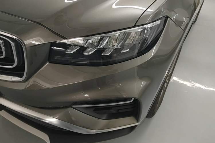 Used Geely Auto Emgrand X7 Sport 2020 1.8TD DCT Smart PRO Left Front Headlight