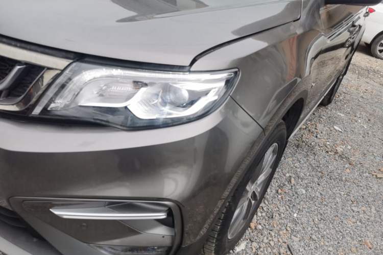Used Geely Auto Emgrand X7 Sport 2020 1.8TD DCT Two-Wheel Drive Smart Connect 4G-Enabled Version Left Front Headlight