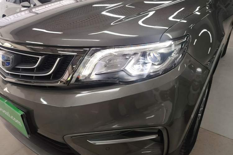 Used Geely Auto Emgrand X7 Sport 2020 1.8TD DCT Two-Wheel Drive Smart Connect 4G-Enabled Version Left Front Headlight