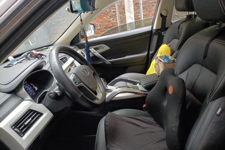 Used Geely Auto Emgrand X7 Sport 2020 1.8TD DCT Two-Wheel Drive Smart Connect 4G-Enabled Version Left Front Seat
