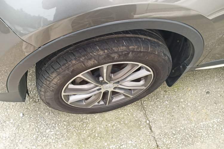 Used Geely Auto Emgrand X7 Sport 2020 1.8TD DCT Two-Wheel Drive Smart Connect 4G-Enabled Version Left Front Wheel Hub