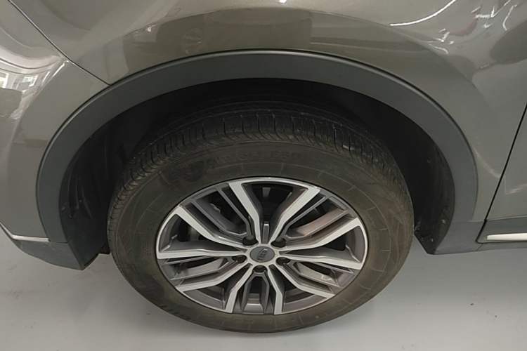 Used Geely Auto Emgrand X7 Sport 2020 1.8TD DCT Smart PRO Left Front Wheel Hub