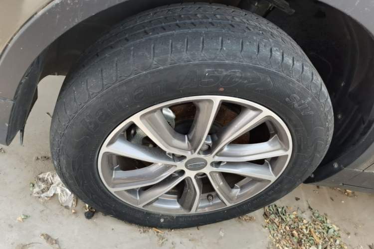 Used Geely Auto Emgrand X7 Sport 2020 1.8TD DCT Two-Wheel Drive Zhiya Model Left Front Wheel Hub