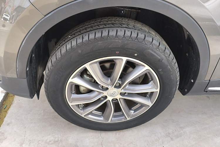Used Geely Auto Emgrand X7 Sport 2020 1.8TD DCT Two-Wheel Drive Smart Connect 4G-Enabled Version Left Front Wheel Hub