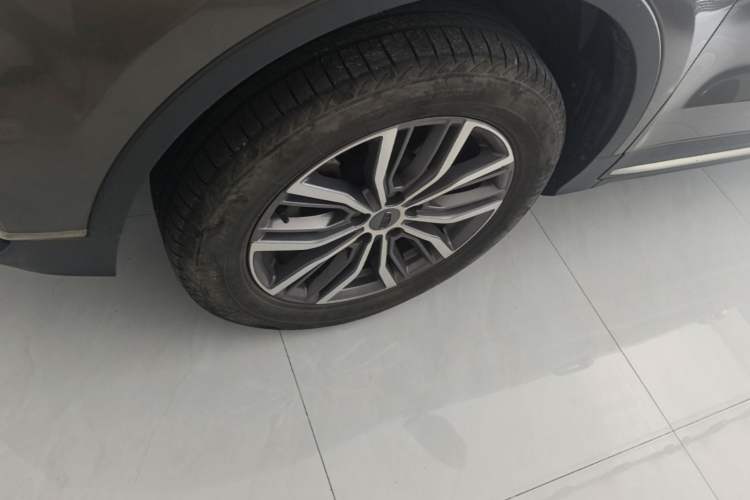 Used Geely Auto Emgrand X7 Sport 2020 1.8TD DCT Smart Connect PRO Left Front Wheel Hub