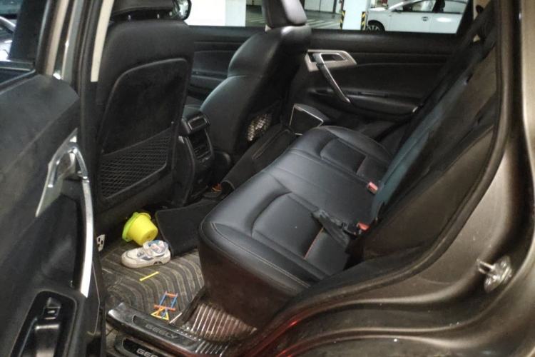 Used Geely Auto Emgrand X7 Sport 2020 1.8TD DCT Two-Wheel Drive Smart Connect 4G-Enabled Version Left Rear Seat
