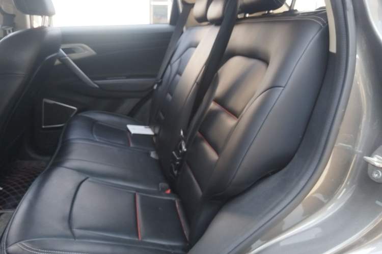 Used Geely Auto Emgrand X7 Sport 2020 1.8TD DCT Two-Wheel Drive Zhiya Model Left Rear Seat
