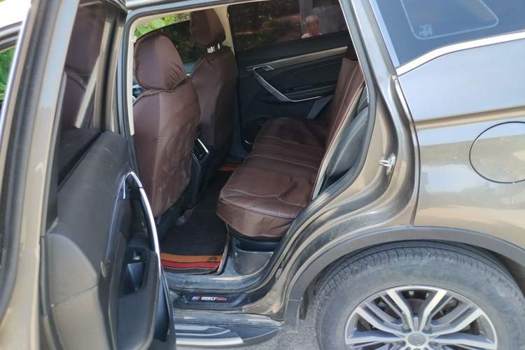 Used Geely Auto Emgrand X7 Sport 2020 1.5TD Automatic Smart Connect PRO Left Rear Seat