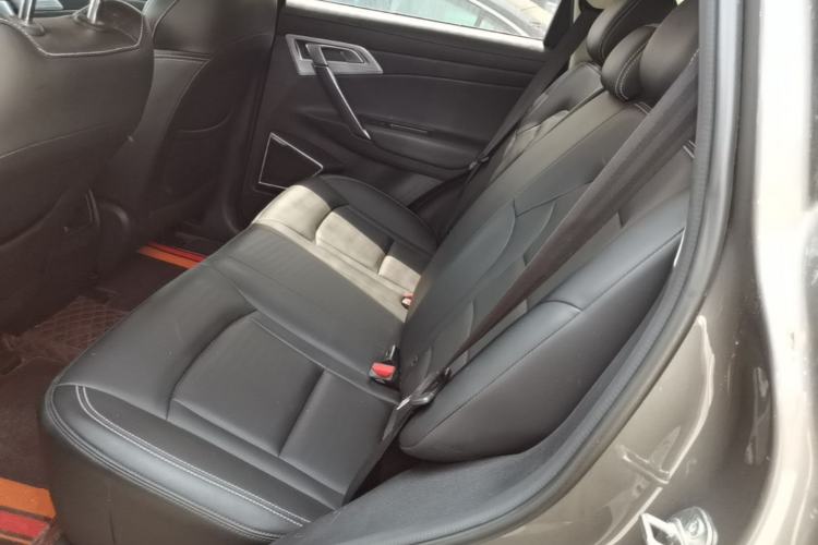 Used Geely Auto Emgrand X7 Sport 2020 1.8TD DCT Two-Wheel Drive Zhiya Model Left Rear Seat