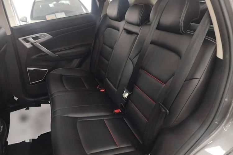 Used Geely Auto Emgrand X7 Sport 2020 1.8TD DCT Two-Wheel Drive Smart Connect 4G-Enabled Version Left Rear Seat