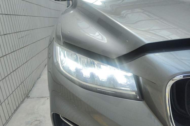 Used Geely Auto Emgrand X7 Sport 2020 1.8TD DCT Zhi Ling PRO Right Front Headlight