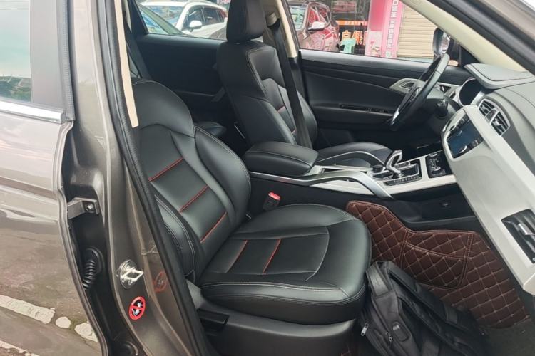 Used Geely Auto Emgrand X7 Sport 2020 1.8TD DCT Two-Wheel Drive Smart Connect 4G-Enabled Version Right Front Seat