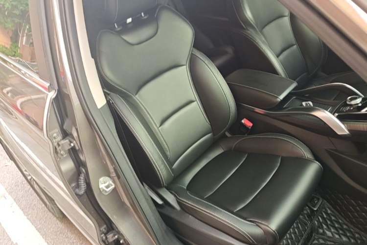 Used Geely Auto Emgrand X7 Sport 2020 1.8TD DCT Smart Connect PRO Right Front Seat