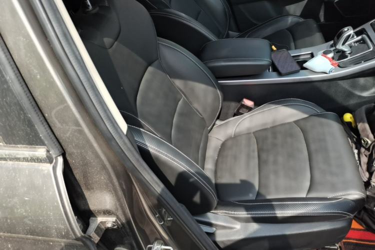 Used Geely Auto Emgrand X7 Sport 2020 1.8TD DCT Two-Wheel Drive Zhiya Model Right Front Seat