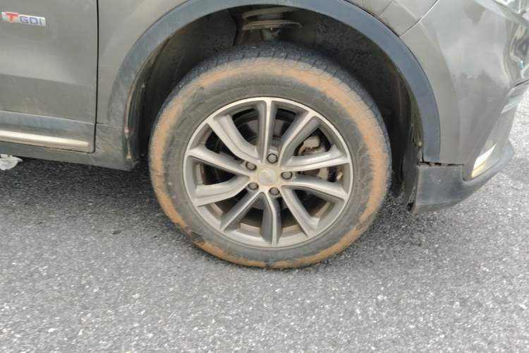 Used Geely Auto Emgrand X7 Sport 2020 1.8TD DCT Two-Wheel Drive Smart Connect 4G-Enabled Version Right Front Wheel Hub