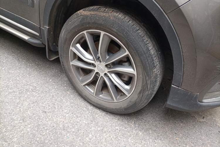 Used Geely Auto Emgrand X7 Sport 2020 1.8TD DCT Two-Wheel Drive Smart Connect 4G-Enabled Version Right Front Wheel Hub